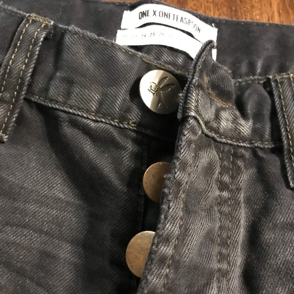🍒LAST ONE🍒One teaspoon shorts - Picture 3 of 7